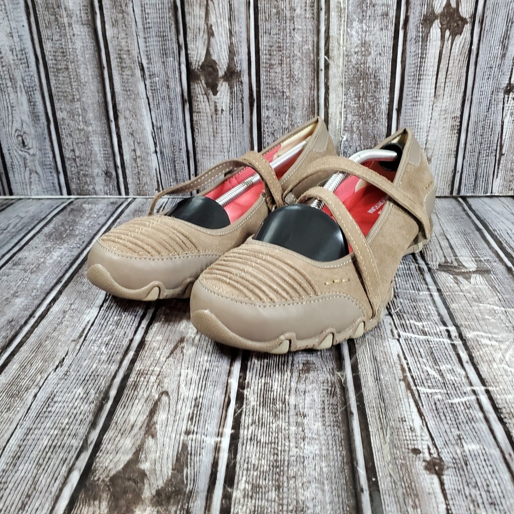 Skechers Women's Bikers Fashion Mary Jane Shoes Beige Round Toe Size 9.5